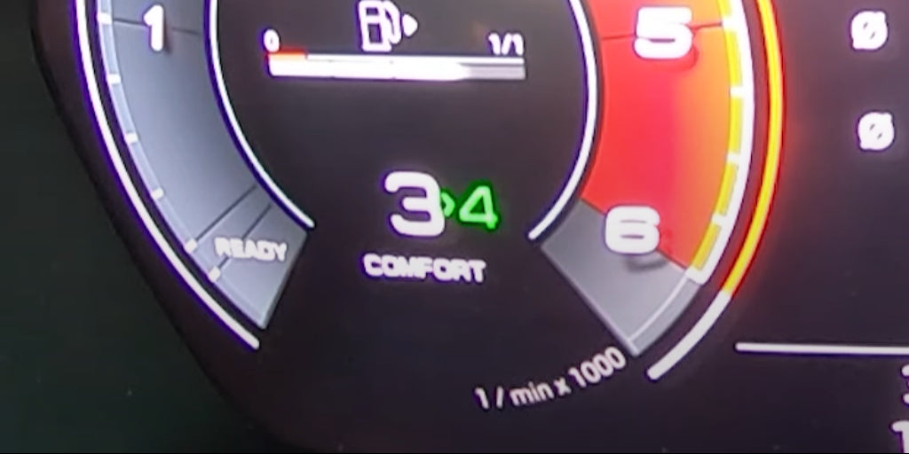 センターパネルにアップシフトディスプレイを表示