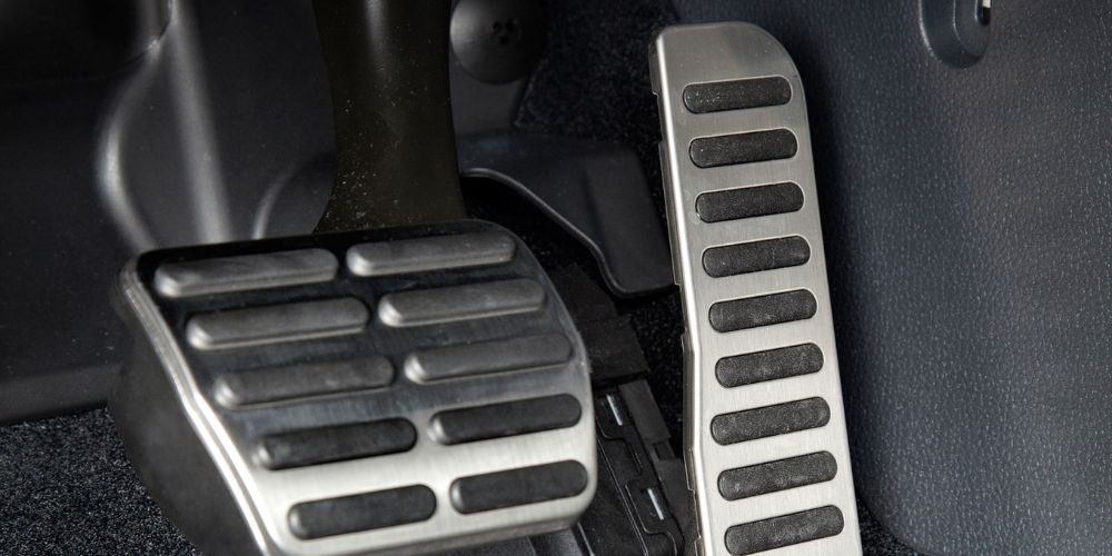 スロットルペダルレスポンスの変更